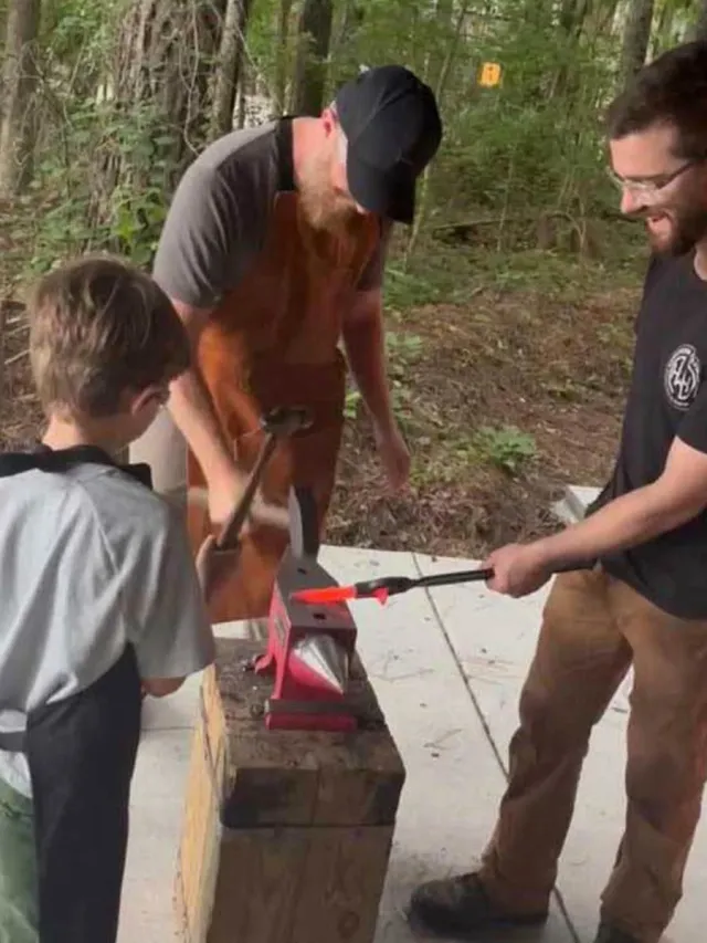 Charleston adventure Forest Blacksimithing experience